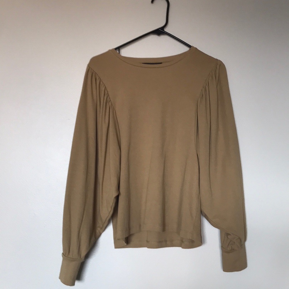 Banana republic Balloon sleeve tan top